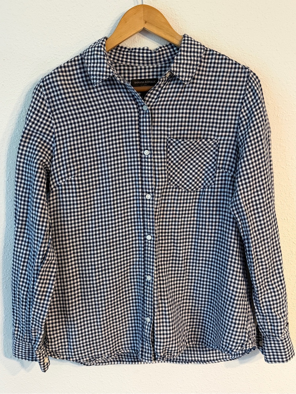 Banana Republic Blue & White Gingham Button-Down Shirt